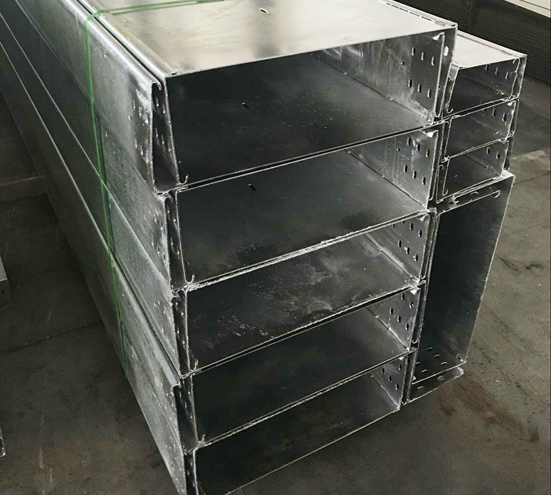 托盤式電纜橋架